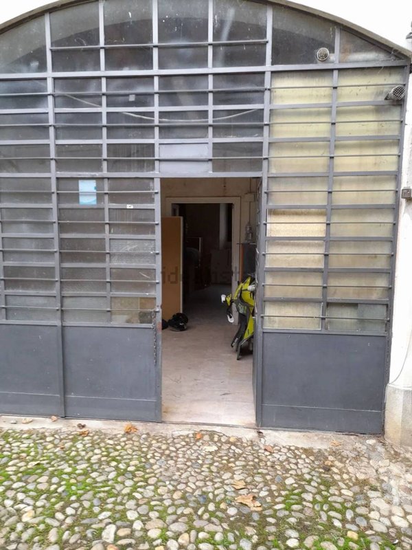 negozio in affitto a Lurago Marinone