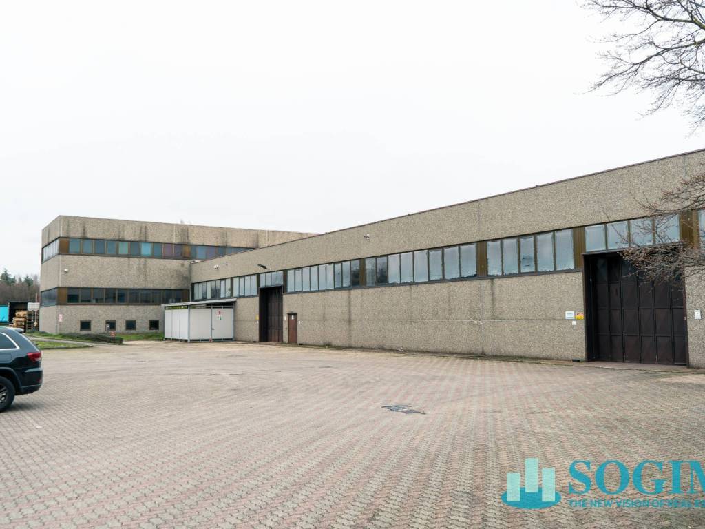 locale commerciale in affitto a Lurate Caccivio