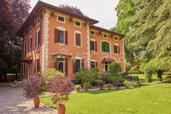 casa indipendente in affitto a Lurate Caccivio
