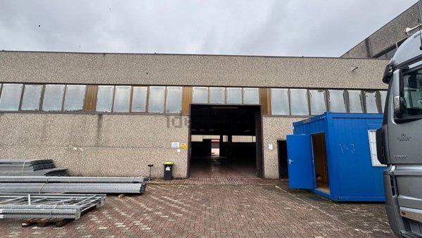 capannone in affitto a Lurate Caccivio