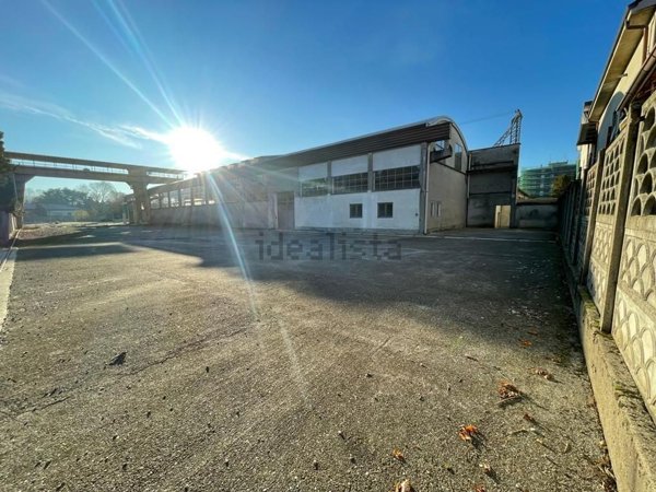 ufficio in affitto a Mariano Comense