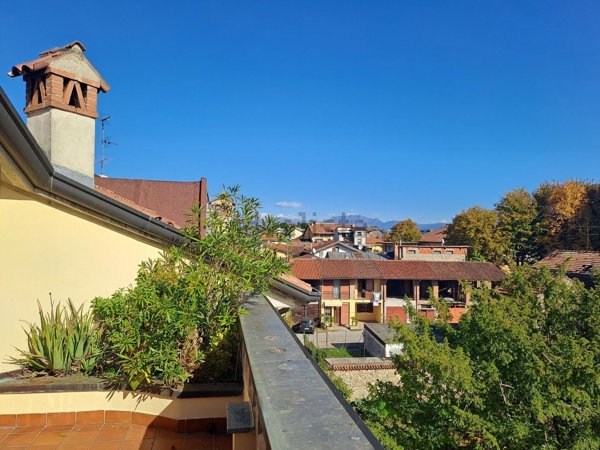 appartamento in affitto a Mariano Comense