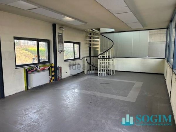 capannone in affitto a Mariano Comense