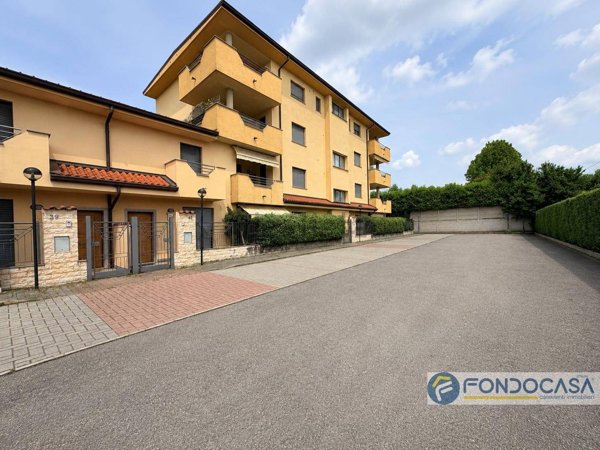 appartamento in affitto a Mariano Comense