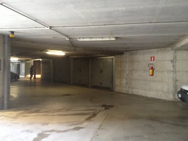 box auto in affitto a Mariano Comense