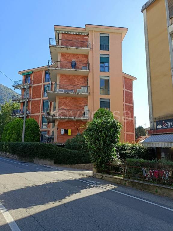 appartamento in affitto a Maslianico