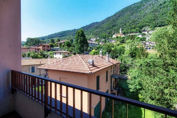 appartamento in affitto a Maslianico