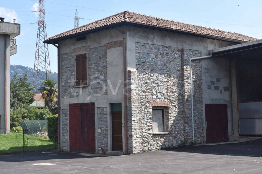 ufficio in affitto a Maslianico