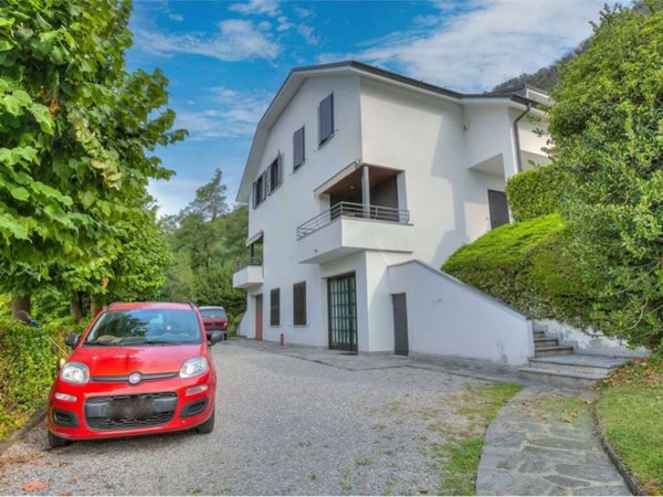 appartamento in affitto a Maslianico