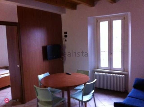 appartamento in affitto a Maslianico