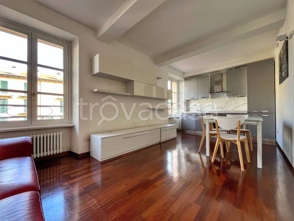 appartamento in affitto a Menaggio