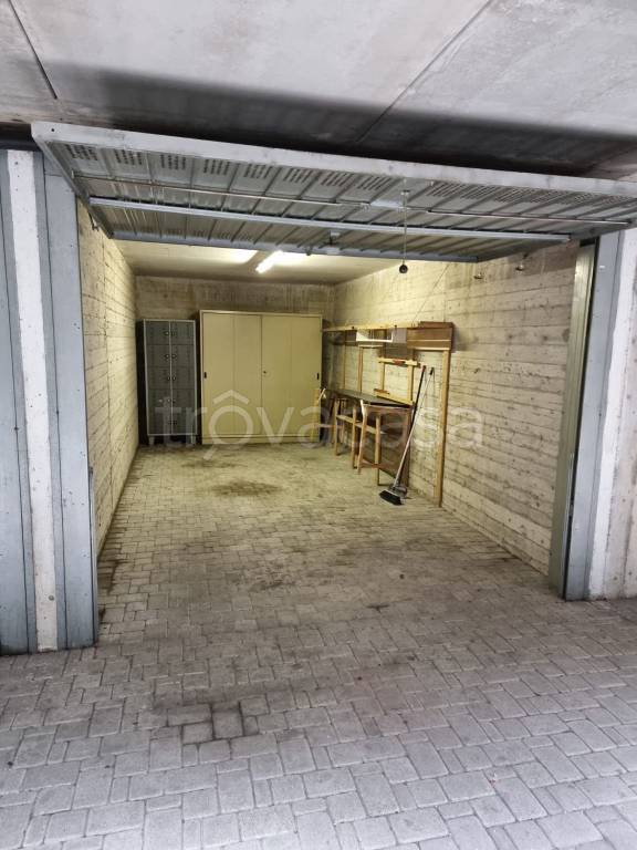 casa indipendente in affitto a Merone