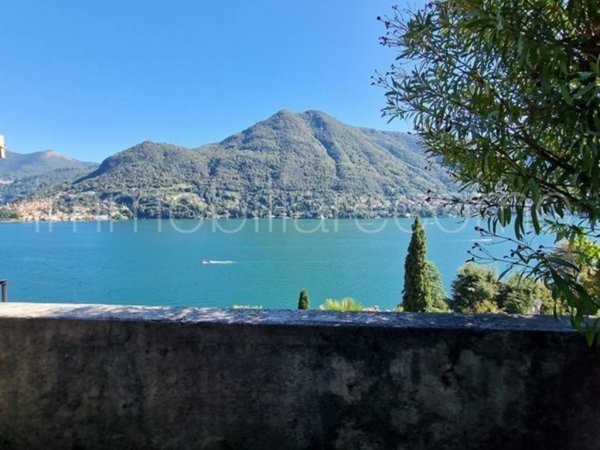 appartamento in affitto a Moltrasio in zona Casarico