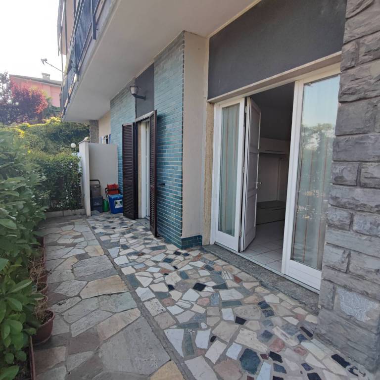 appartamento in affitto a Montano Lucino