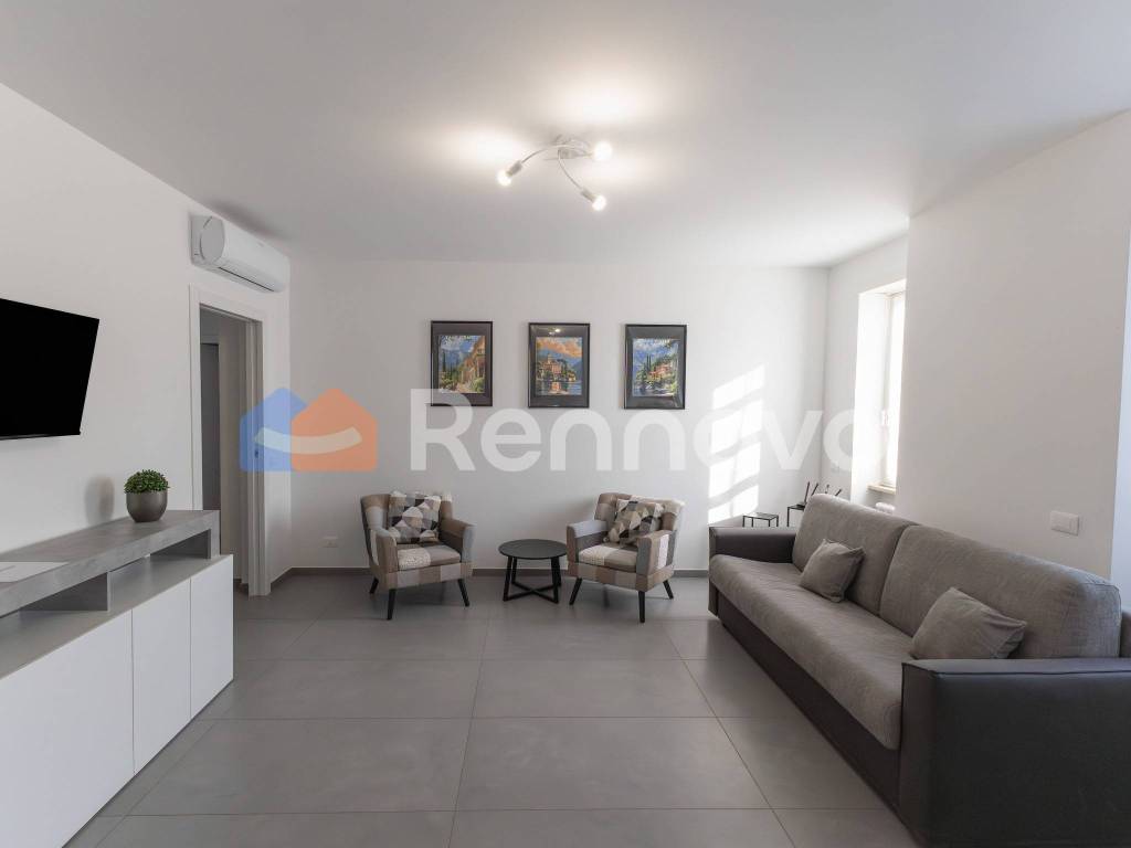 appartamento in affitto a Montano Lucino in zona Lucino