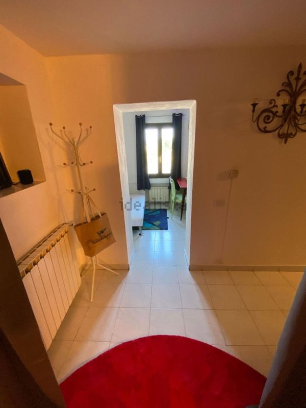 appartamento in affitto a Montano Lucino