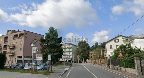 appartamento in affitto a Montano Lucino in zona Lucino