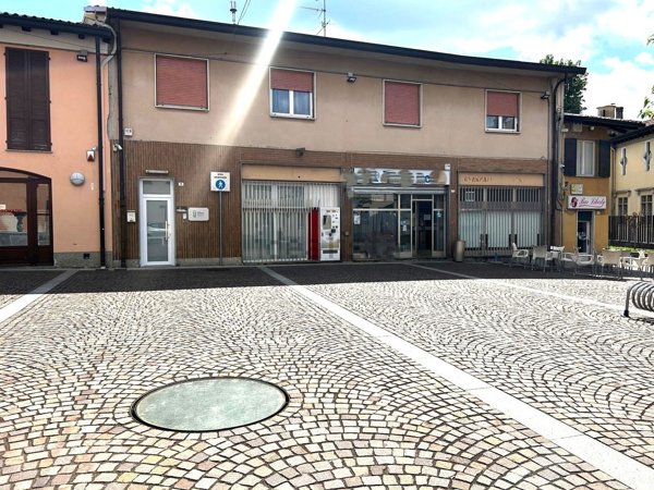 locale commerciale in affitto a Novedrate in zona Villaggio San Giuseppe
