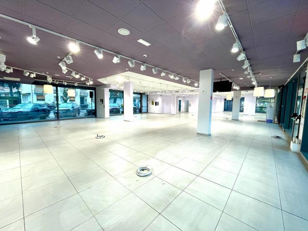 negozio in affitto ad Olgiate Comasco