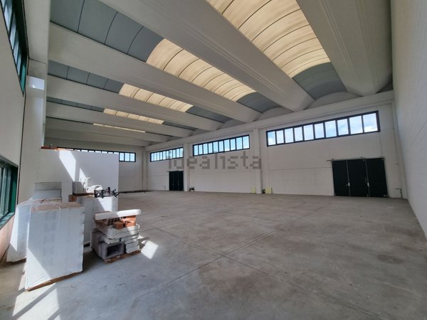 ufficio in affitto ad Olgiate Comasco