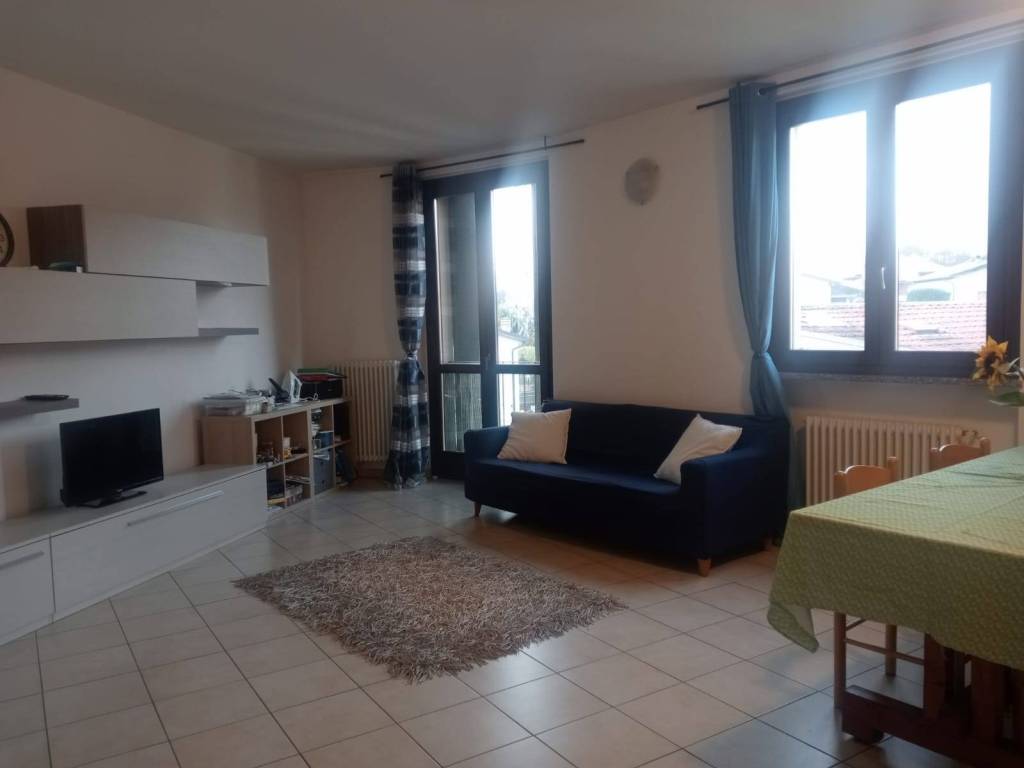 appartamento in affitto ad Olgiate Comasco