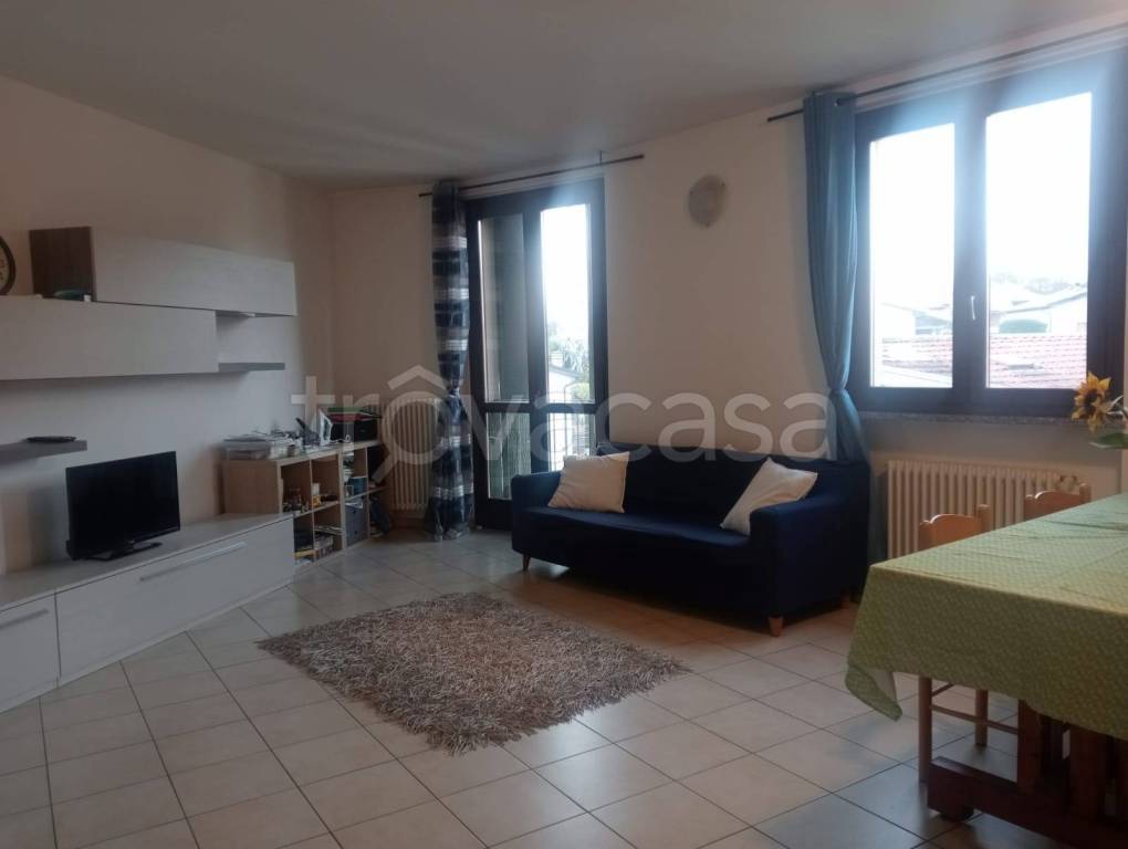 appartamento in affitto ad Olgiate Comasco