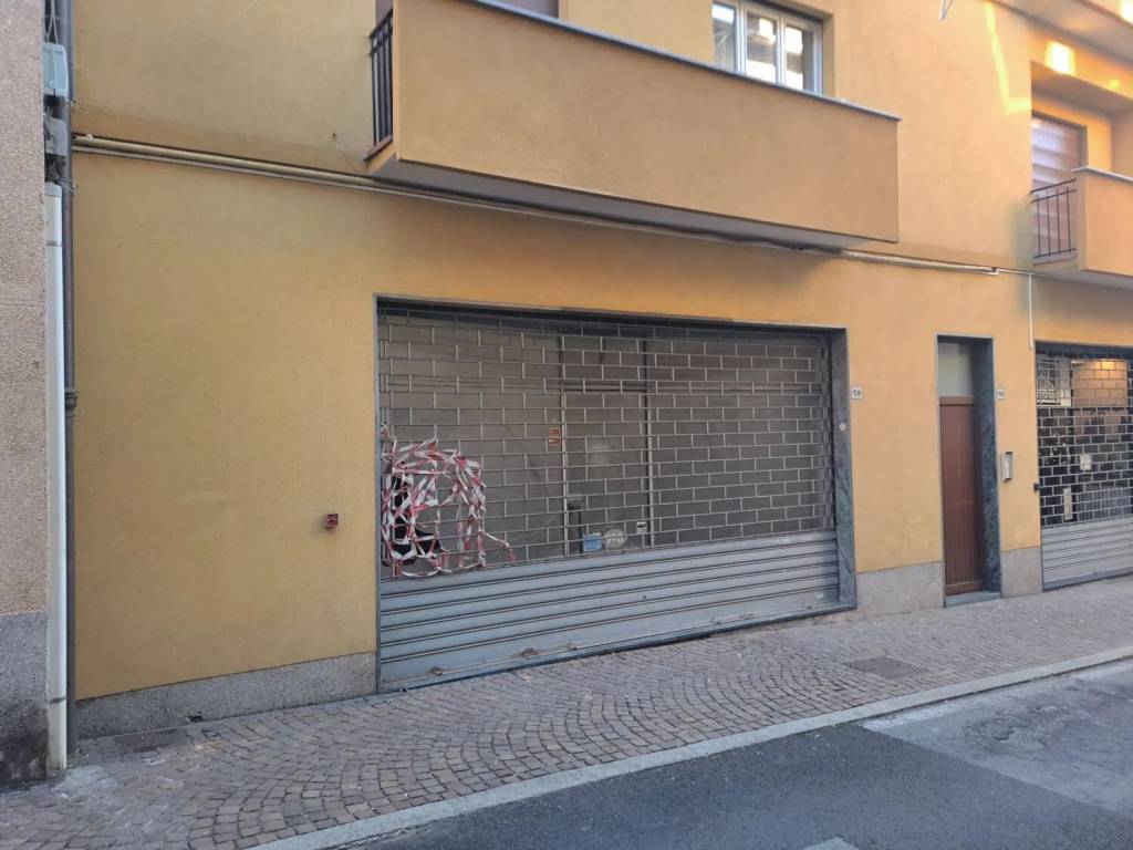 negozio in affitto ad Olgiate Comasco