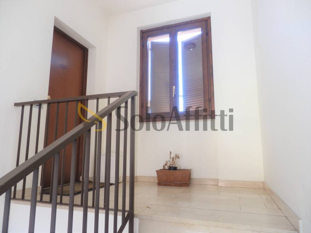 appartamento in affitto ad Oltrona di San Mamette