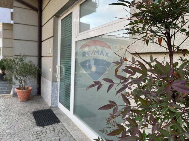 locale commerciale in affitto a Rovellasca