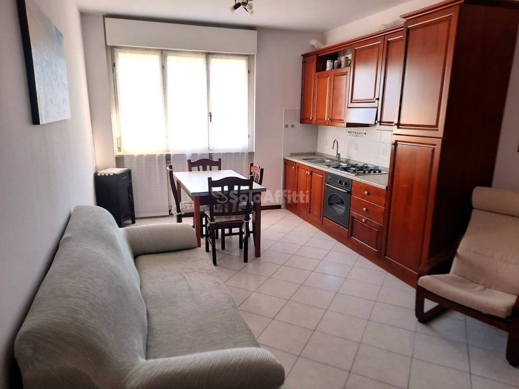 appartamento in affitto a Rovellasca