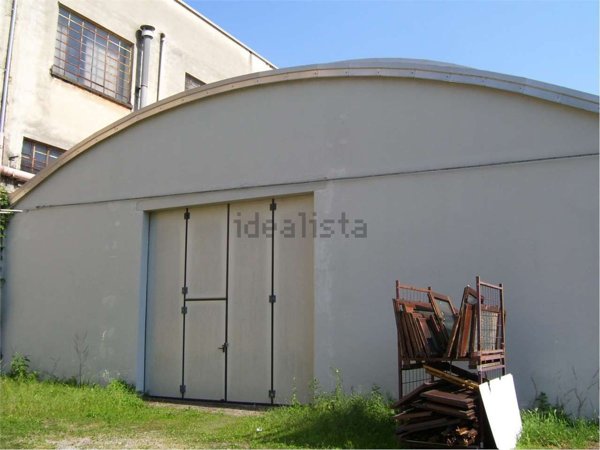 capannone in affitto a Rovellasca