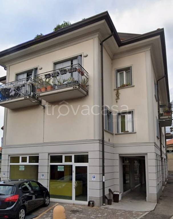 appartamento in affitto a Rovellasca