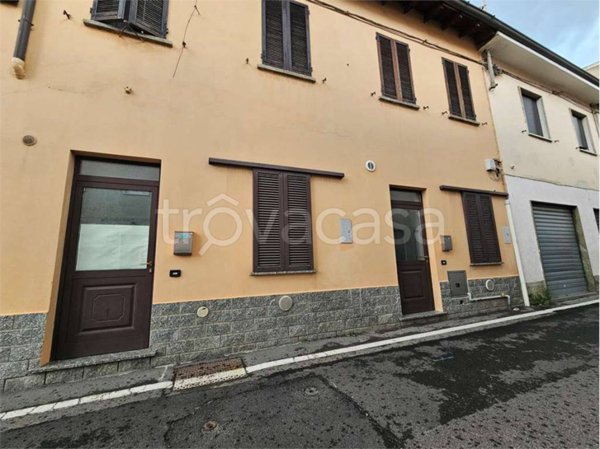 appartamento in affitto a Rovello Porro