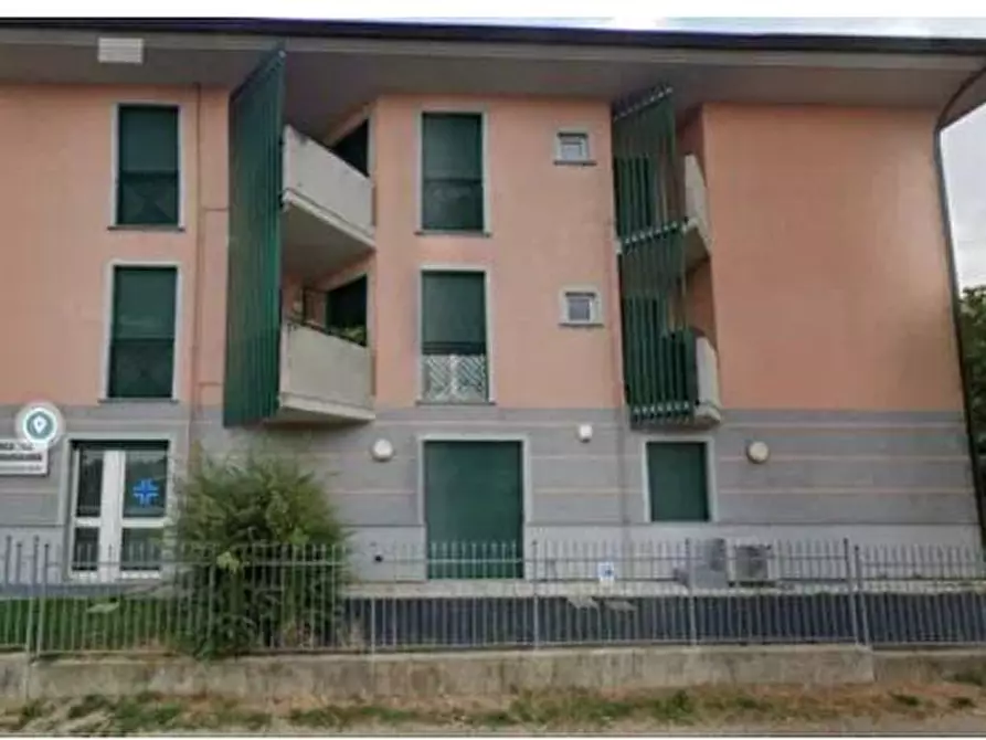appartamento in affitto a Rovello Porro