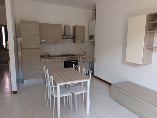 appartamento in affitto a Rovello Porro