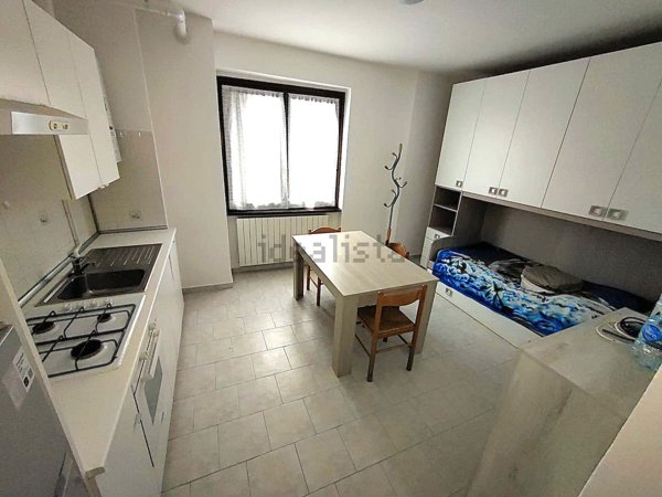 appartamento in affitto a Rovello Porro