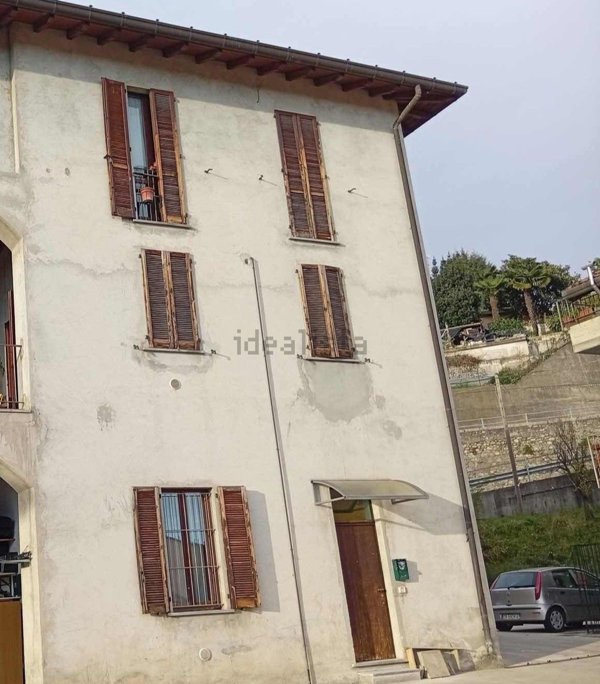 appartamento in affitto a San Fermo della Battaglia