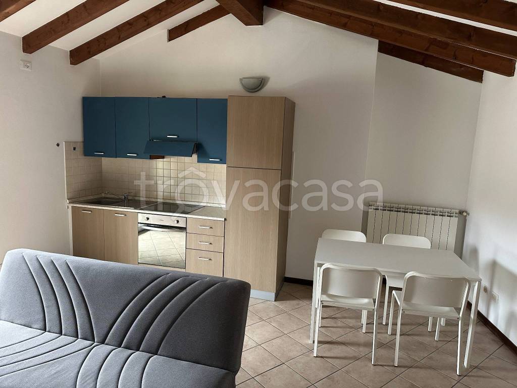 appartamento in affitto a San Fermo della Battaglia