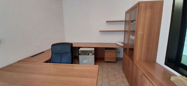 ufficio in affitto a Senna Comasco