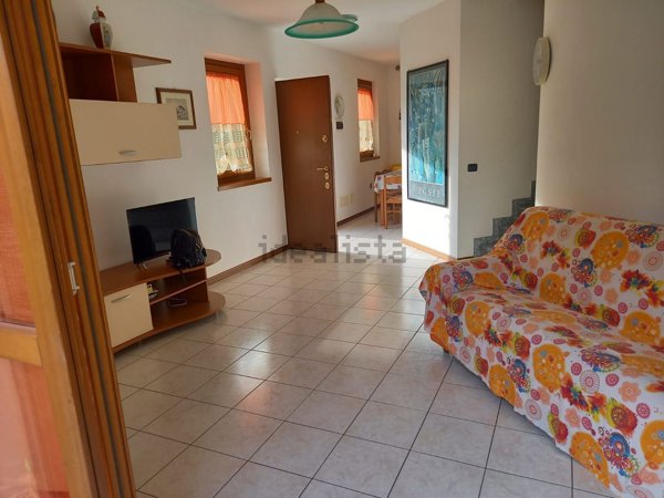 appartamento in affitto a Sorico