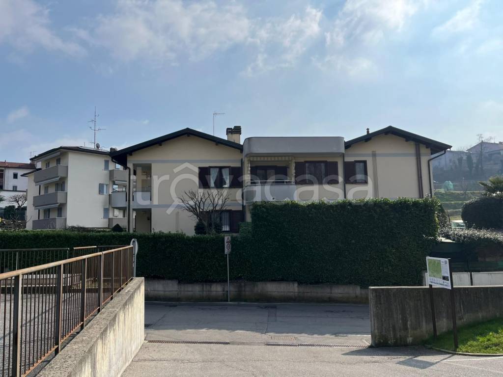 appartamento in affitto a Tavernerio