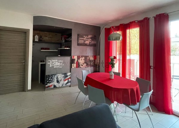 appartamento in affitto a Tavernerio in zona Rovascio