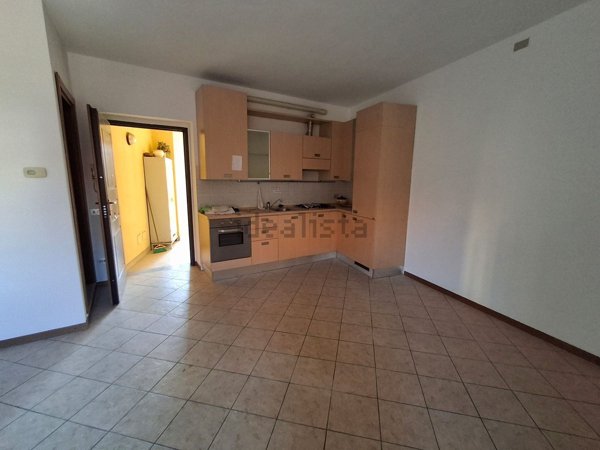 appartamento in affitto a Turate
