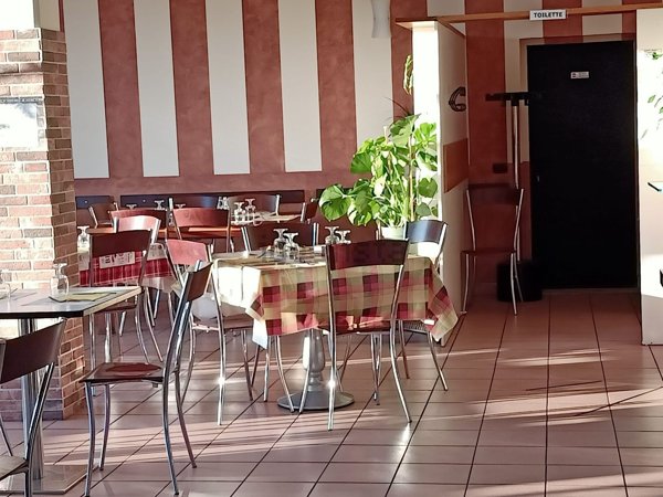 negozio in affitto a Turate