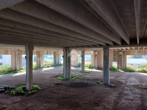 capannone in affitto a Turate