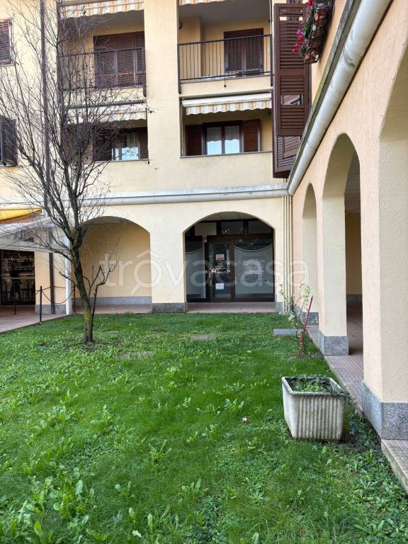 ufficio in affitto a Turate