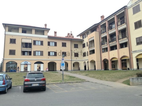 appartamento in affitto a Turate