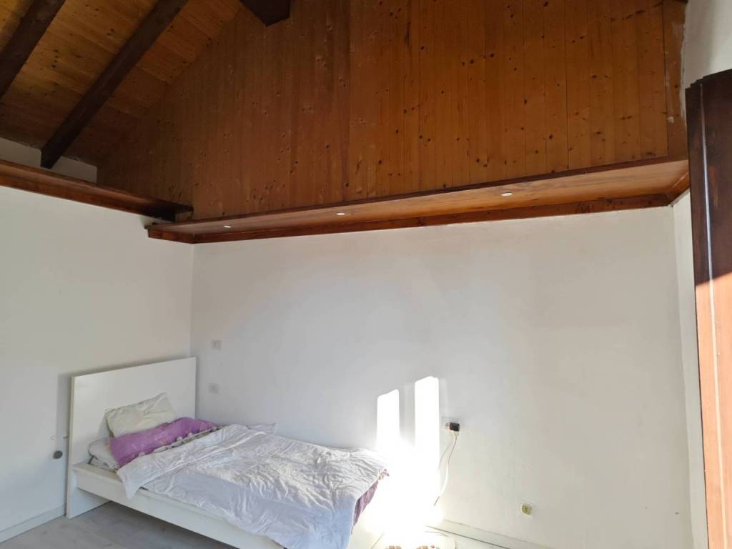 appartamento in affitto a Turate