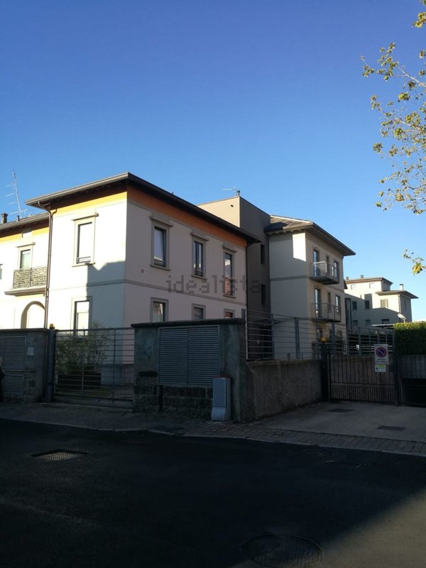 appartamento in affitto a Turate in zona Santa Maria