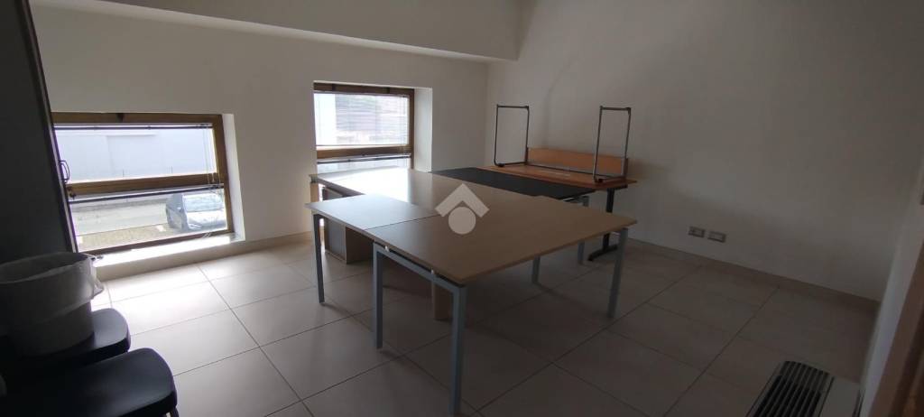 ufficio in affitto a Turate